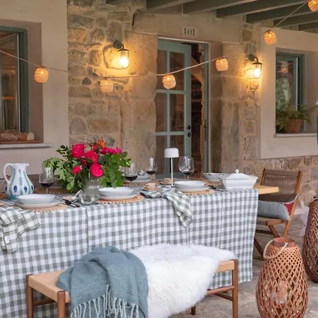 Apartmán Wishome Very Special Century Old With Pool