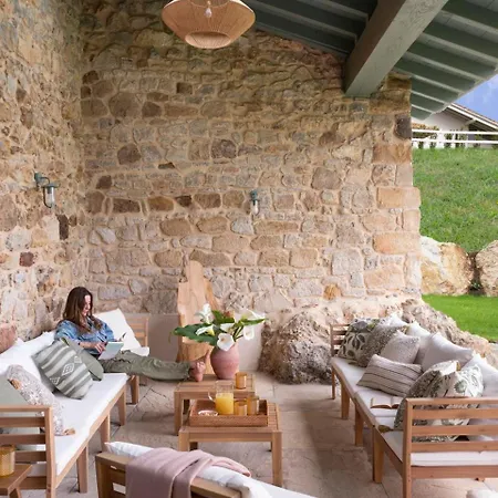 Wishome Very Special Century Old With Pool Apartmán
